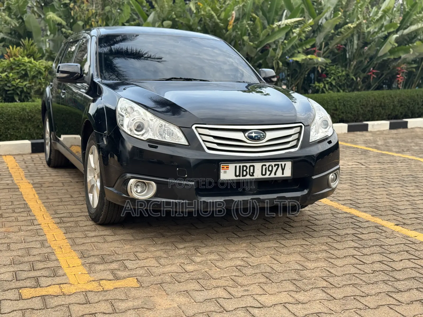 Subaru Outback 2.5i Premium 2011 Black