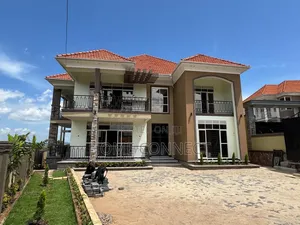 5bdrm Duplex in Kira Mamerito Rd, Central Division for sale