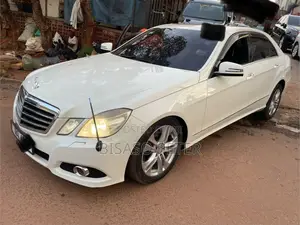Mercedes-Benz E300 2010 White