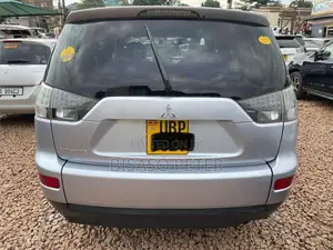 Mitsubishi Outlander 2010 Gray