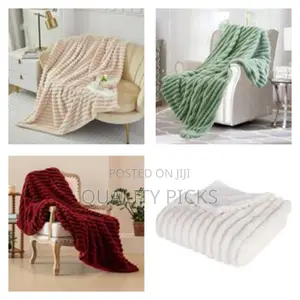 Designed Fleece Blanket Green