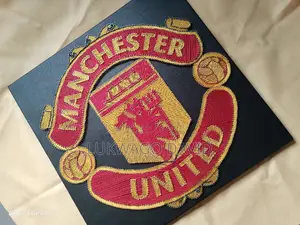 String Art, Man U Badge