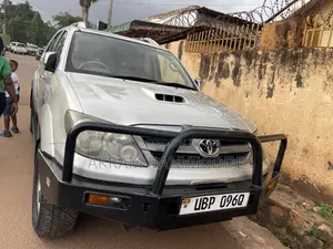 Toyota Fortuner 2013 Gold