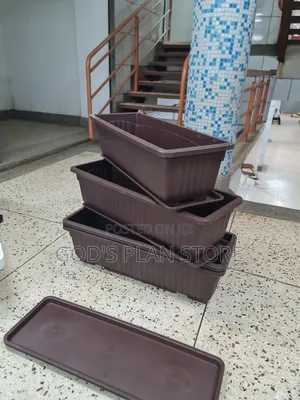 Rocked Plastic Flower Pots Rocked Plastic Flower Pots