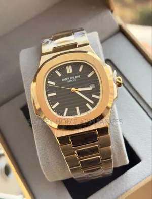 Patek Philippe Geneva Men's Gold Strapped Wrist Analog Time Piece