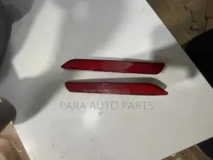 Bumper Reflector Ist New Model