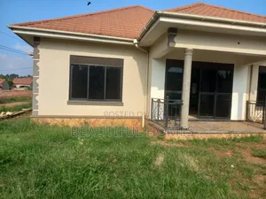 Furnished 3bdrm Bungalow in Kira for sale