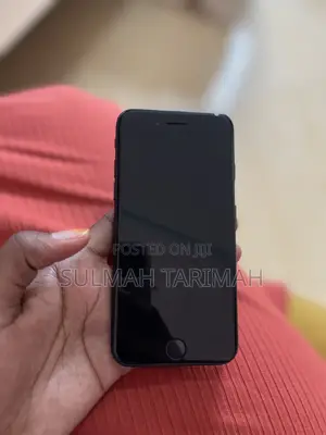 Apple iPhone 7 32 GB Black