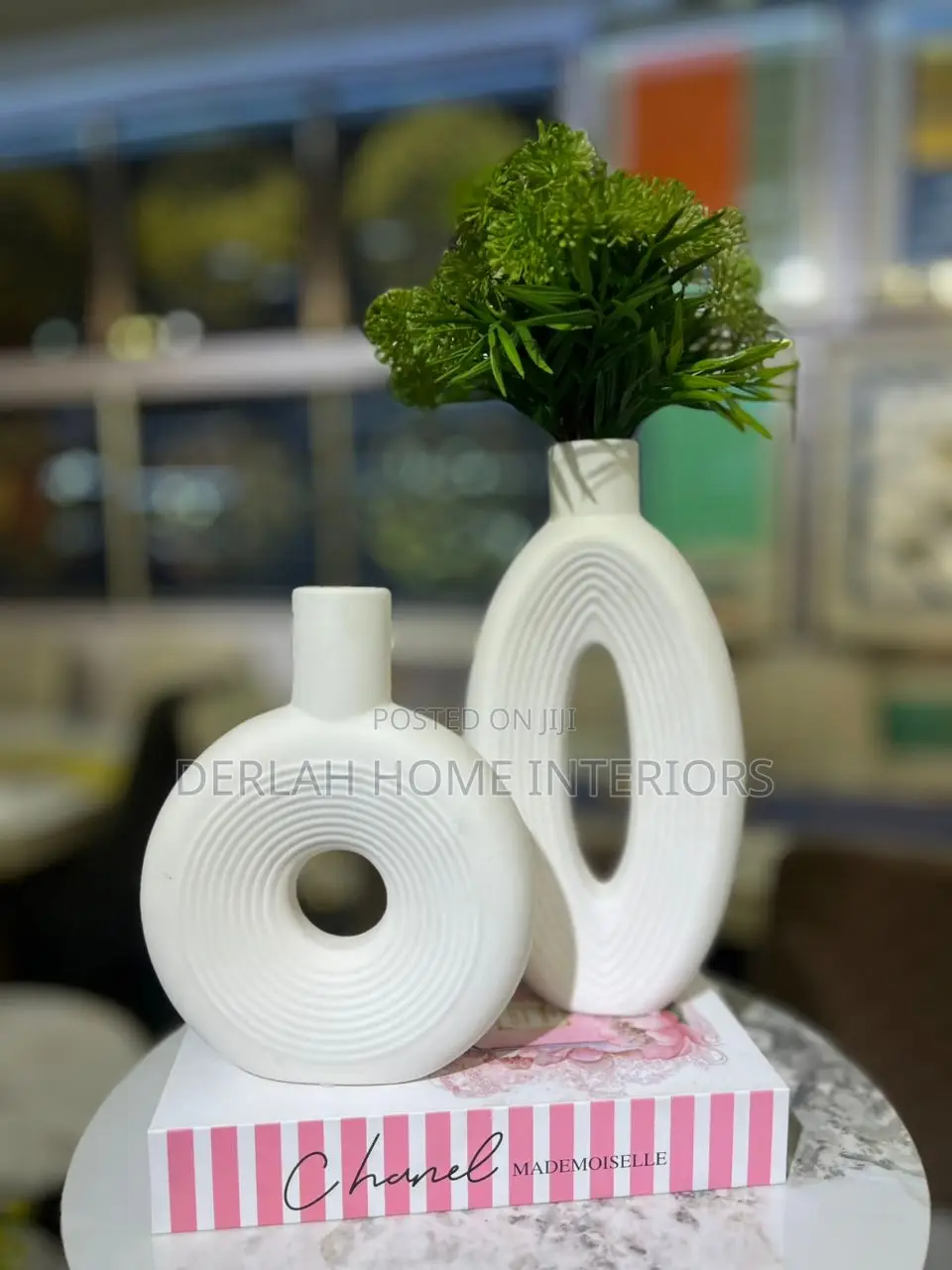 Quality Artificial Plant Vessels for Table