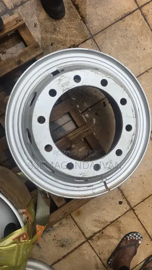 Heavy Duty Sinotruck Rim 20 Tube Type Rim(Ring Type)