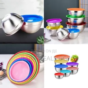 Set of 7 Stainless Steel Mixing Bowls With Colorful Lids - Multicolor