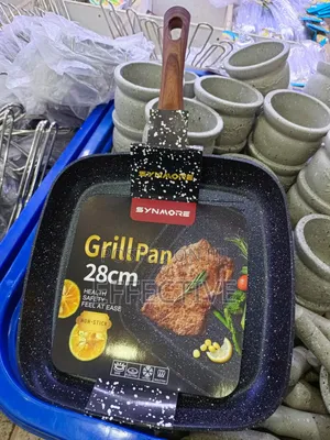 Synmore 28cm Non-Stick Grill Pan.
