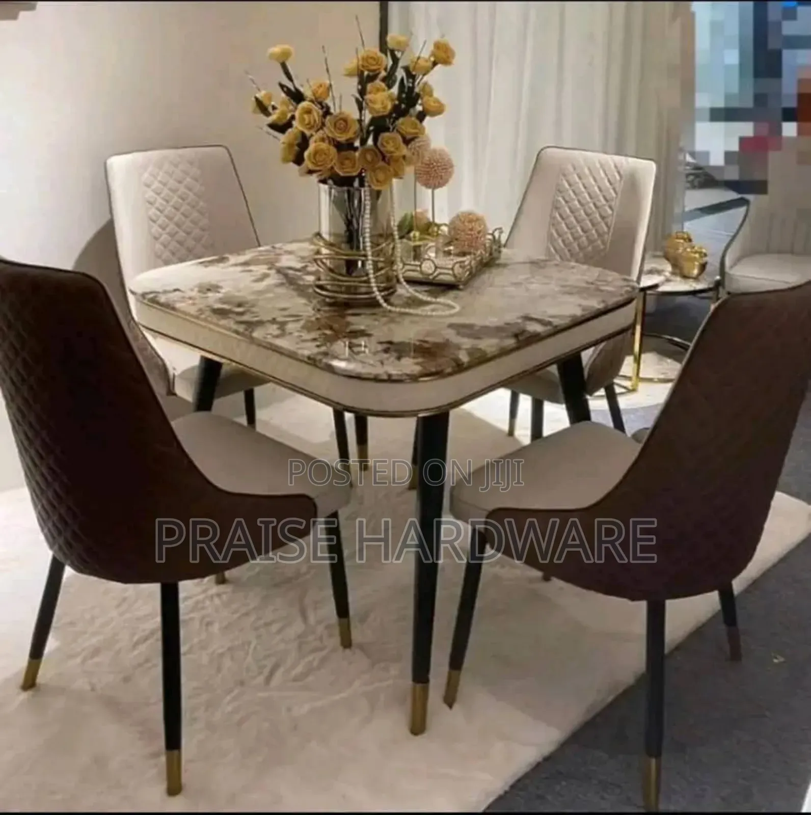 Cozy Dinning