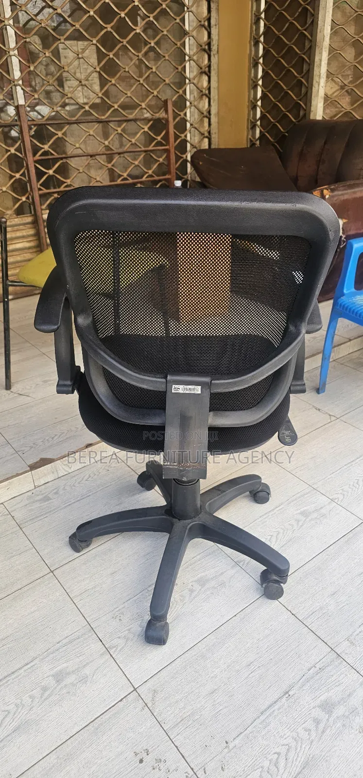 Strong and Durable High Office Mesh Chair