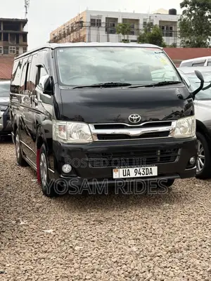 Toyota HiAce 2011 Black