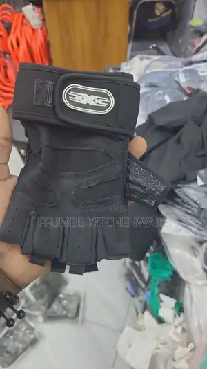 Gym Gloves or Work Out Gloves