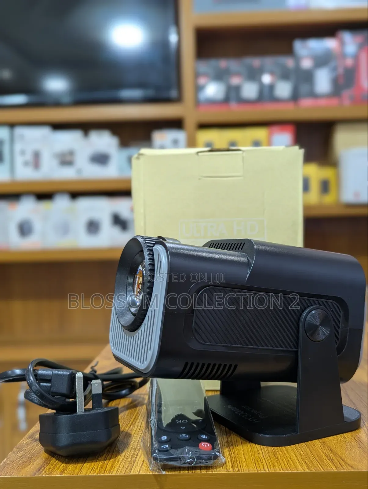 Ultra Hd Hy320 Mini Projector With Wifi and Bluetooth Decoding