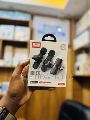 Earldom Wireless Lavalier Microphone One for Two Bt Outdoor