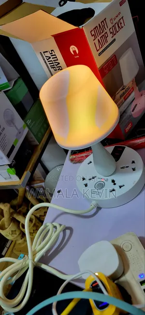 Smart Lamp Socket