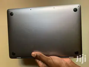 Laptop Apple MacBook Pro 8GB Intel Core i5 SSD 128GB