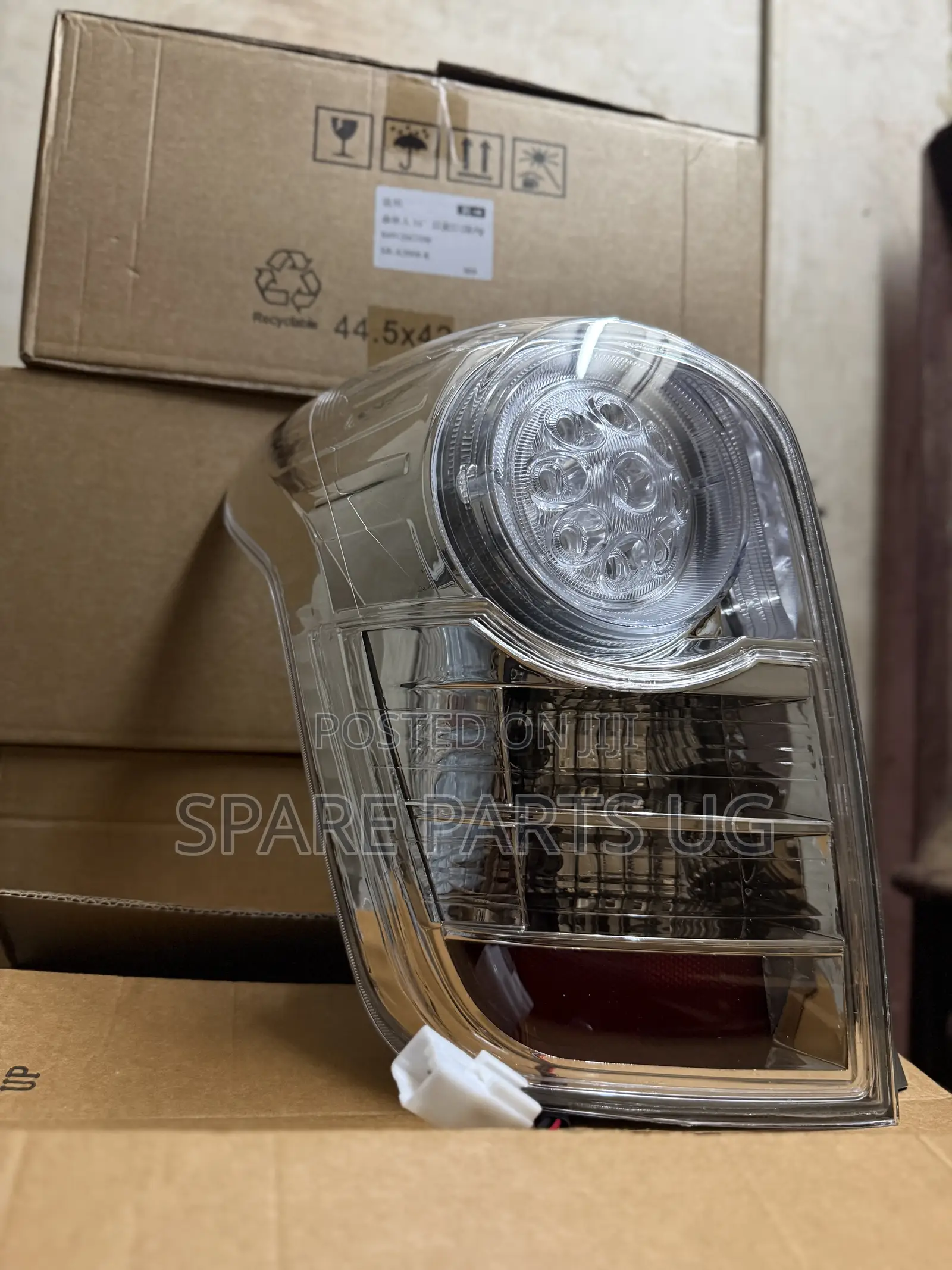Rearlamp Fielder 2008 - 2011 White Type