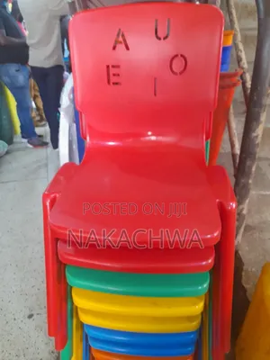 12 Pices Of Nice Plastic Chairs For Kid
