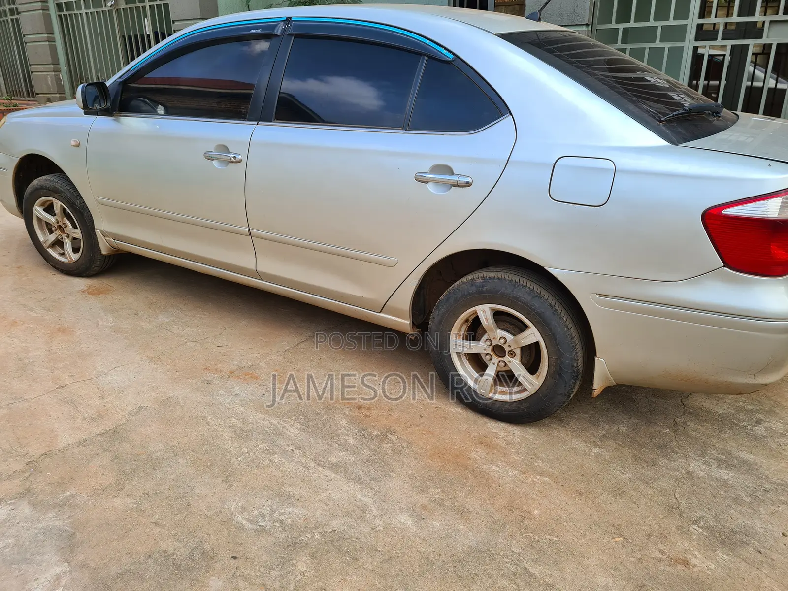 Toyota Premio 2002 Silver