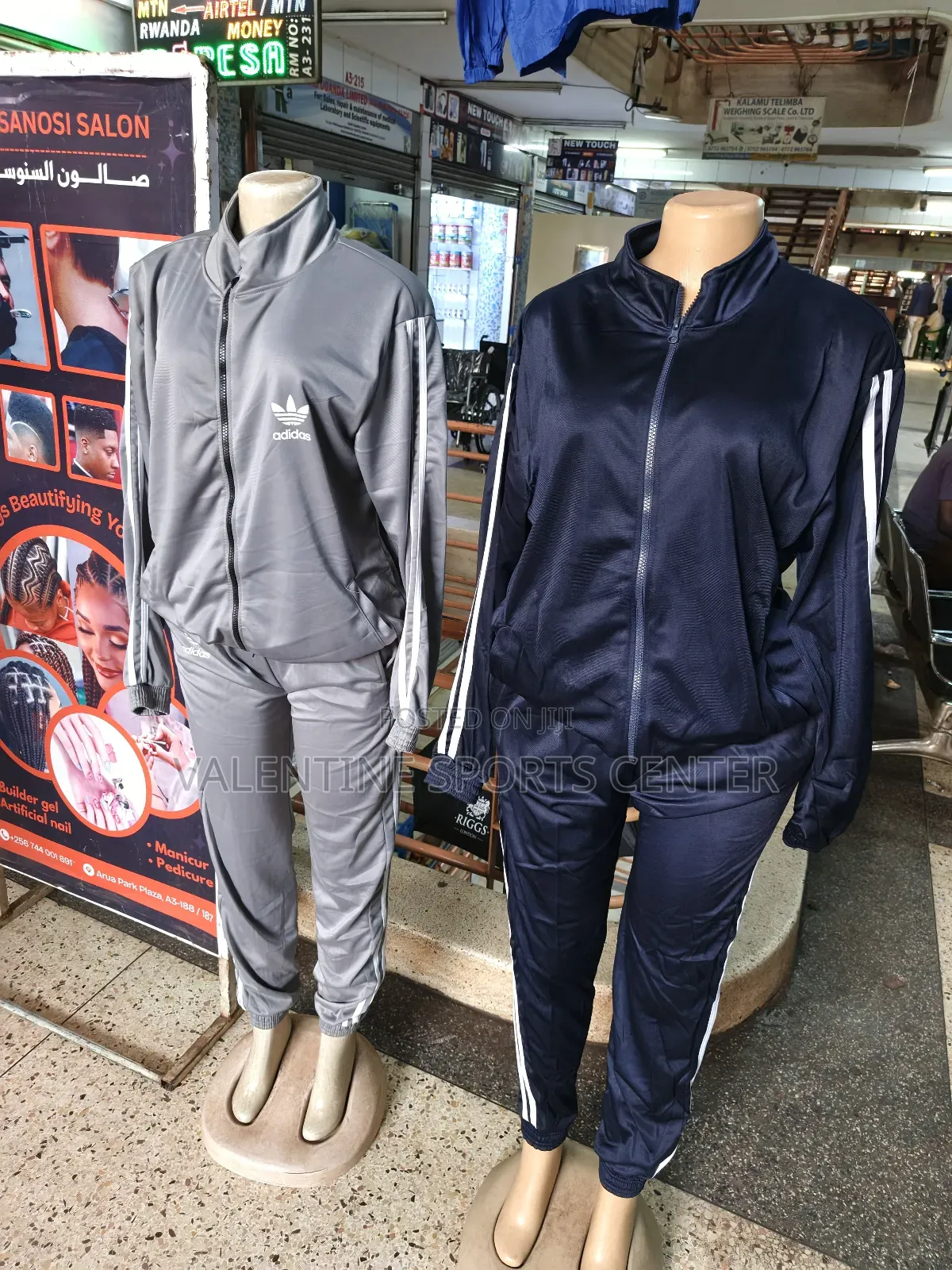 Service Tracksuit Adidas Original Material