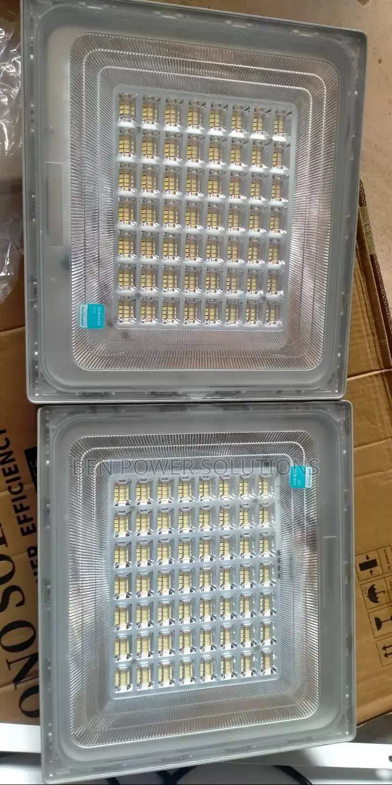 5.0 Blue Carbon Solar Flood Light