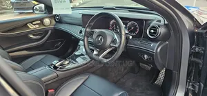 Mercedes-Benz E200 2018 Gray