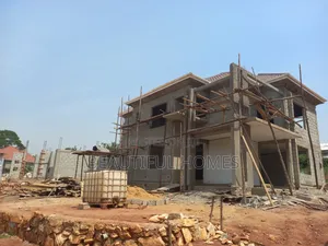 Furnished 4bdrm Duplex in Kira for sale