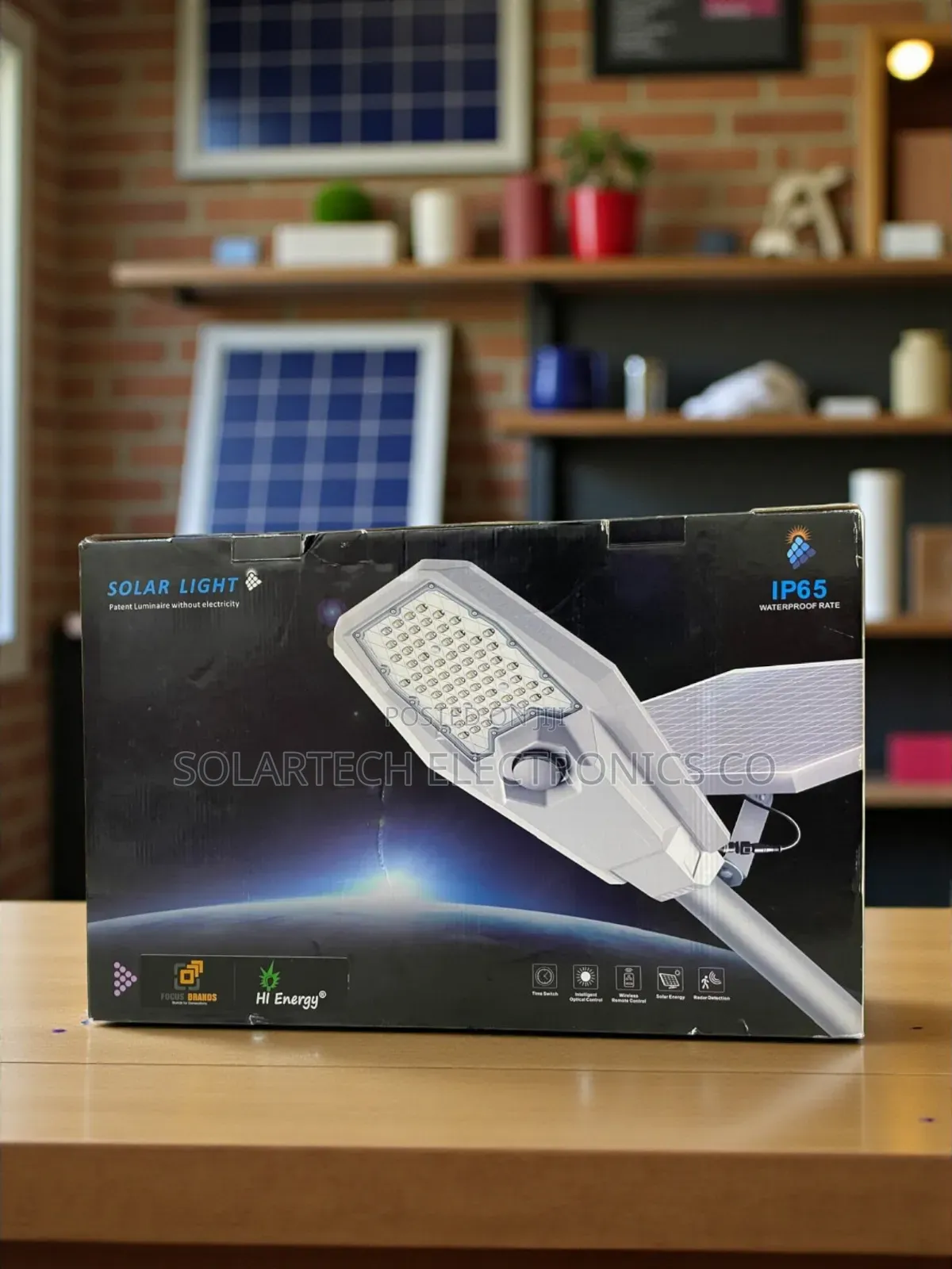 Hi Energy 200w Smart Automatic Solar Street Light