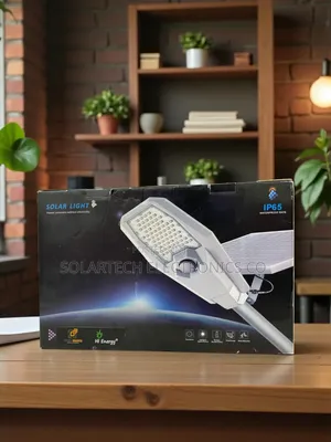 Hi Energy 200w Solar Street Light for Roads Compounds Zako