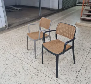 Pliable Indoor Outdoor Plastic Chairs Plastic Chairs for Garden Beach