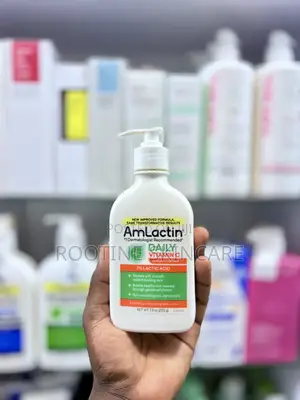 Amlactin Daily Vitamin C With 7% Lactic Acid Exfoliating Lotion 225g