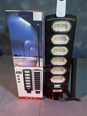 All Top 300w Smart Automatic Solar Street Light
