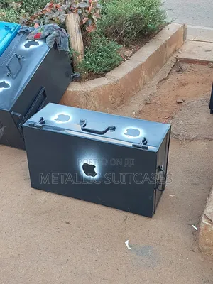 Medium Suitcase
