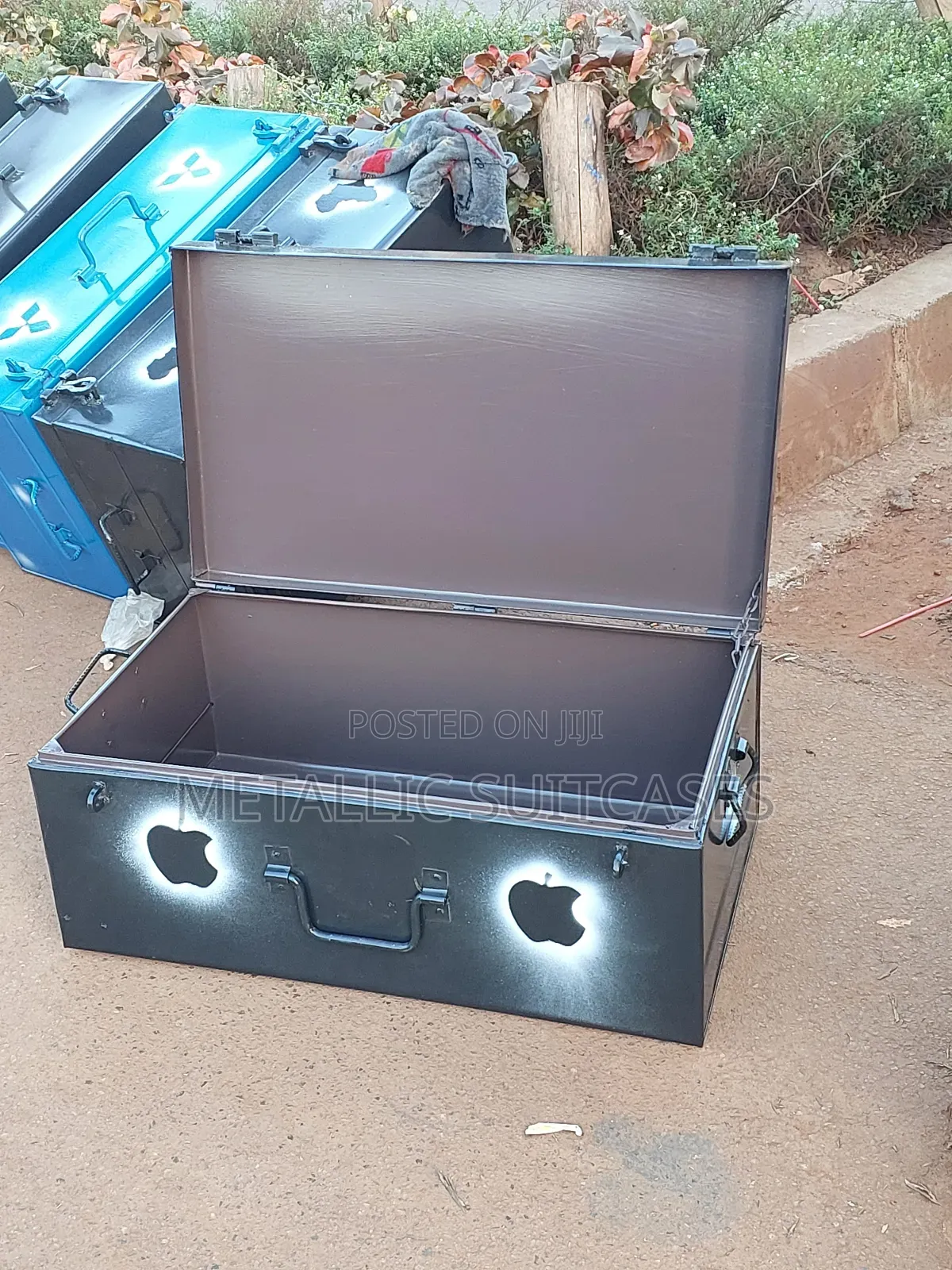 Medium Suitcase