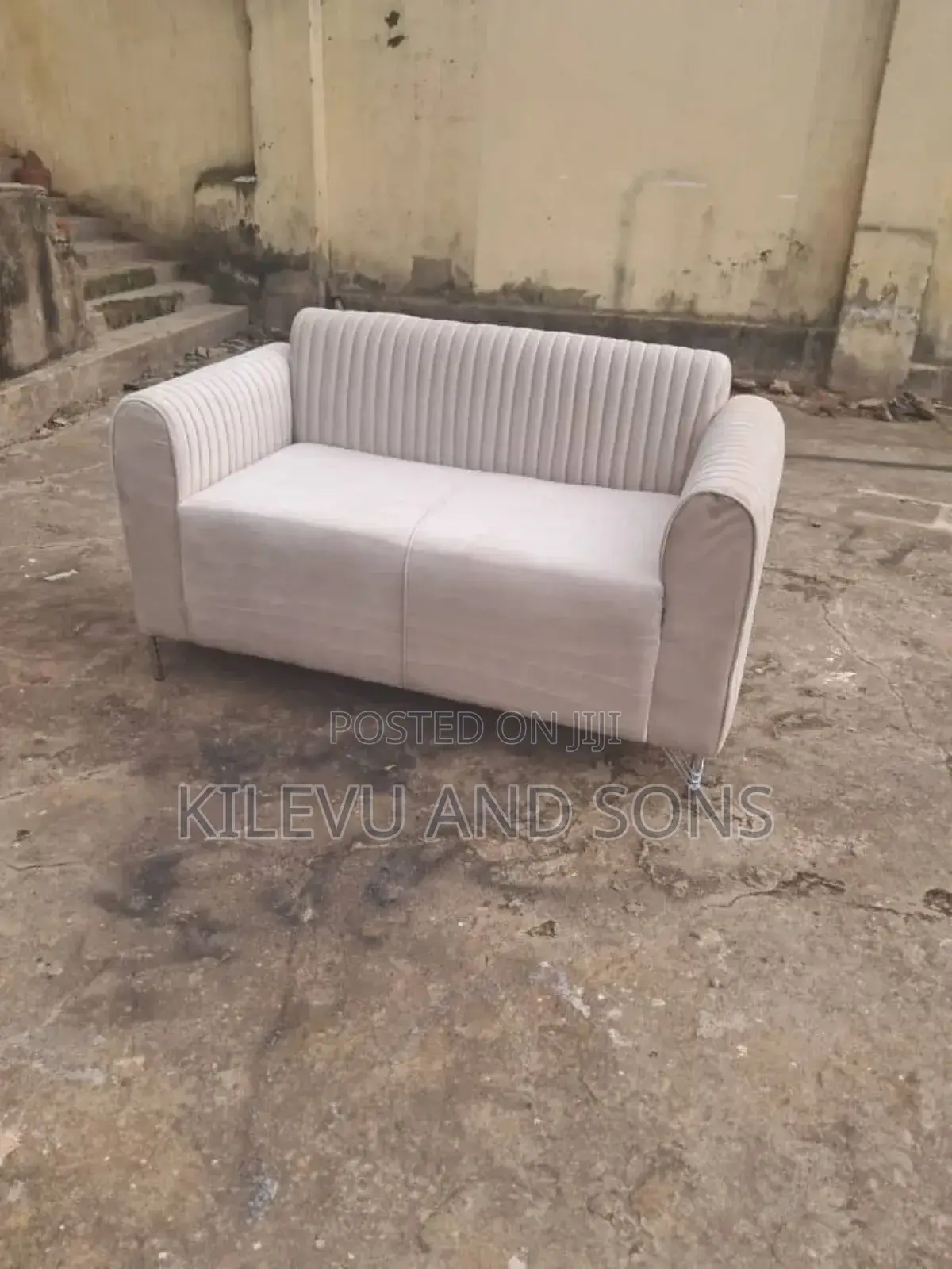 Modern 2seater Sofa