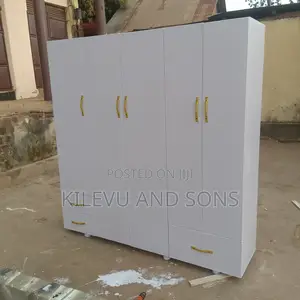 Modern Luxury Wardrobe