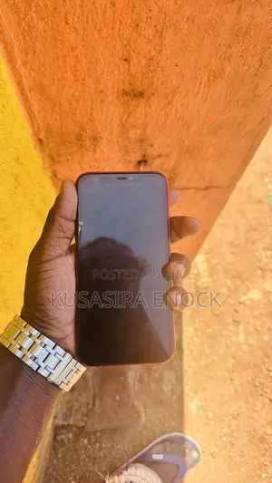 Apple iPhone 11 256 GB Red