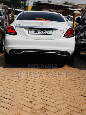 Mercedes-Benz C200 2015 White