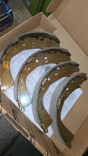 Landcruiser Hardtop Rear Brake Shoes