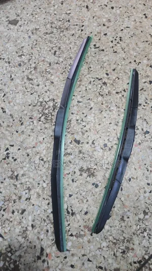 Toyota Rumion Windshield Wiper Blades