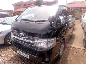 Toyota HiAce 1999 Black