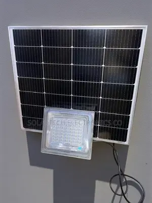 500w Outdoor Solar Flood Light – 80ah Lithium, Super Bright Hawk