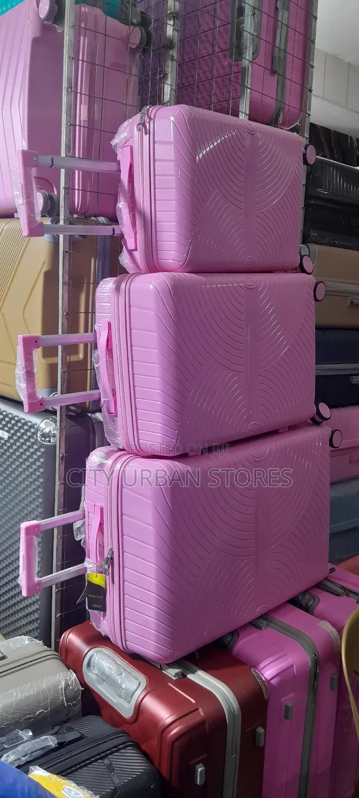 4wheels Plastic Rubber Large Suitcases