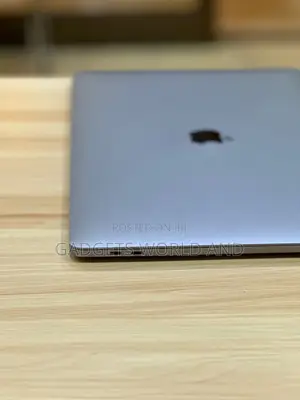 Laptop Apple MacBook Pro 2019 32GB Intel Core I9 SSD 512GB