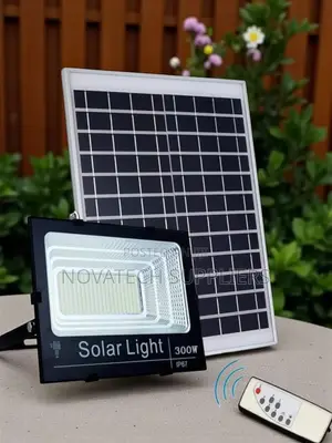 300w Solar Flood Light for Home Security – With Inbuilt Battery