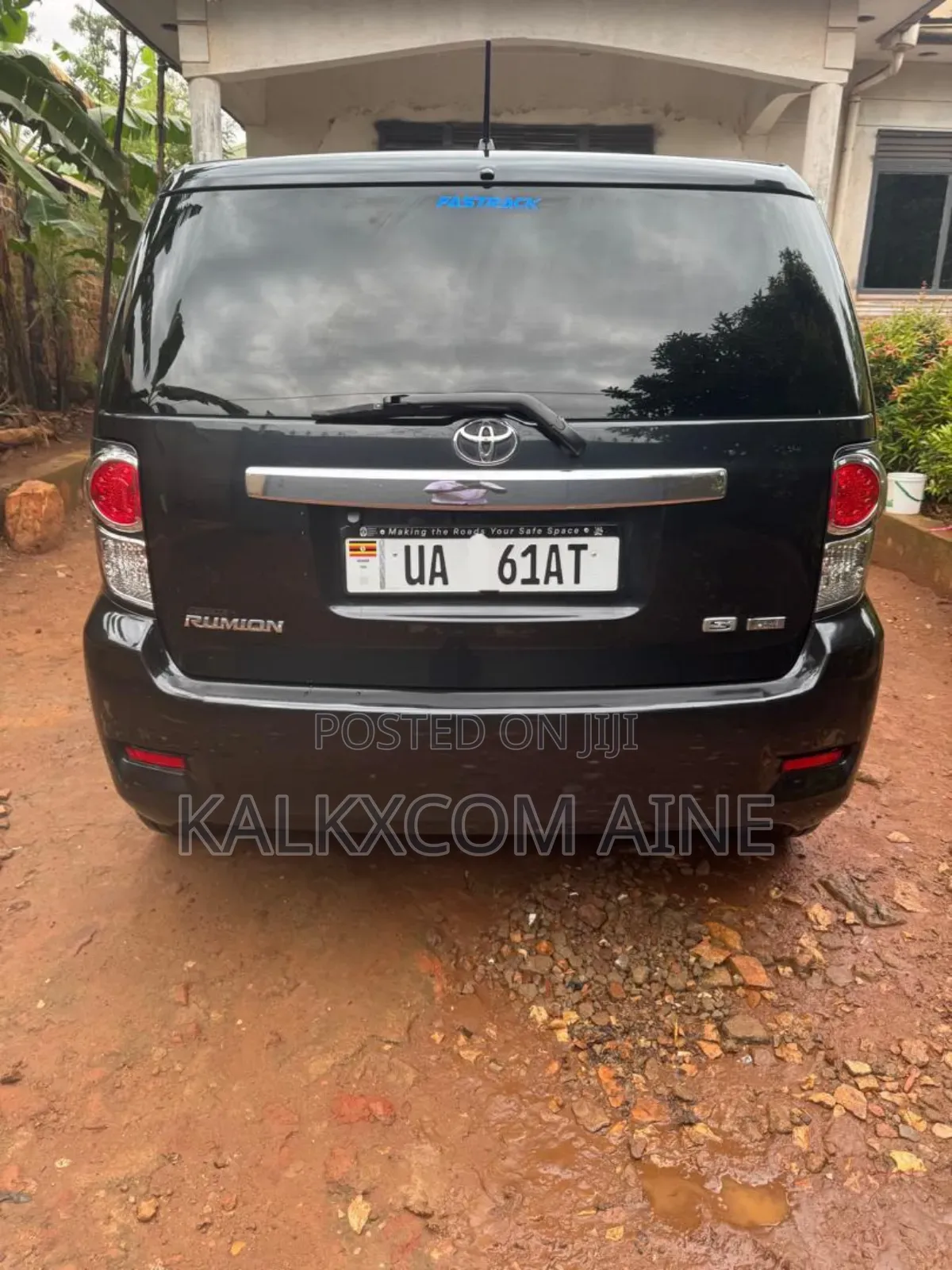 Toyota Noah 2013 Black